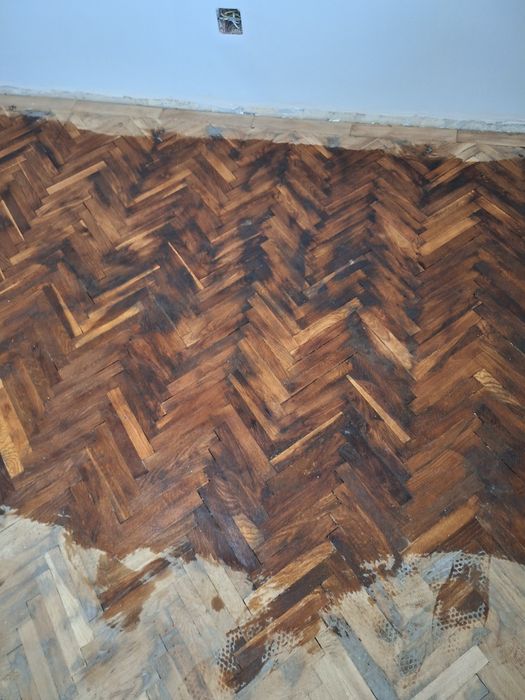 Rașchetez Șlefuiesc Reconditionez Parchet