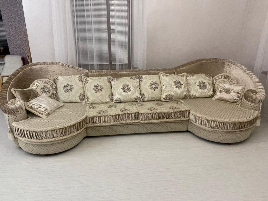 Диван в гостиную