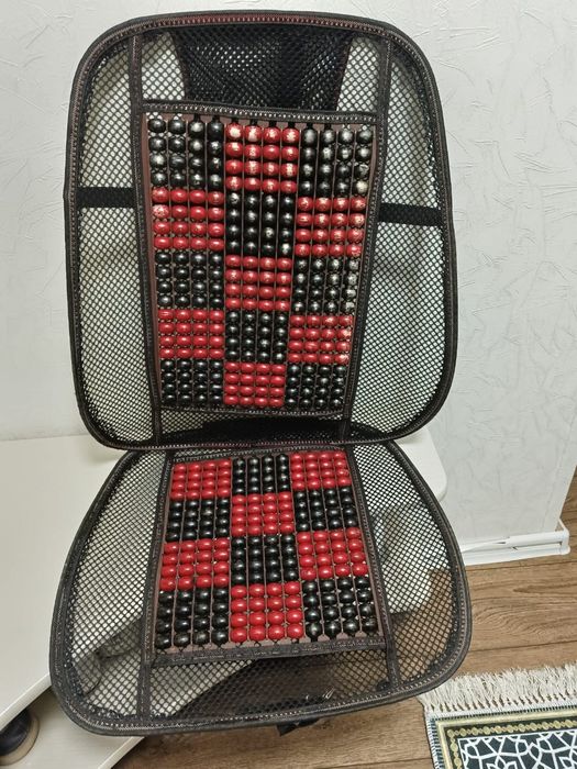 Продам накидку -массажер для сиденья авто