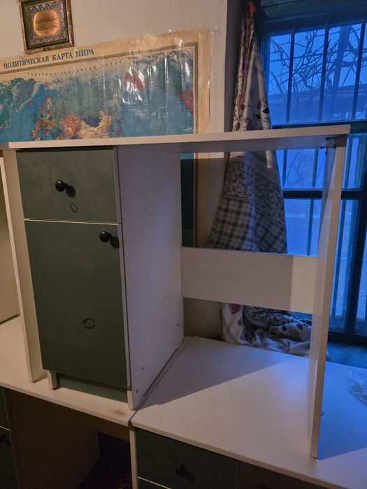 Парта. Стол. Компьтерный стол