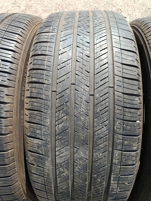 Летни гуми -22цола-285/45-1бр.-95лв."GOOD YEAR"