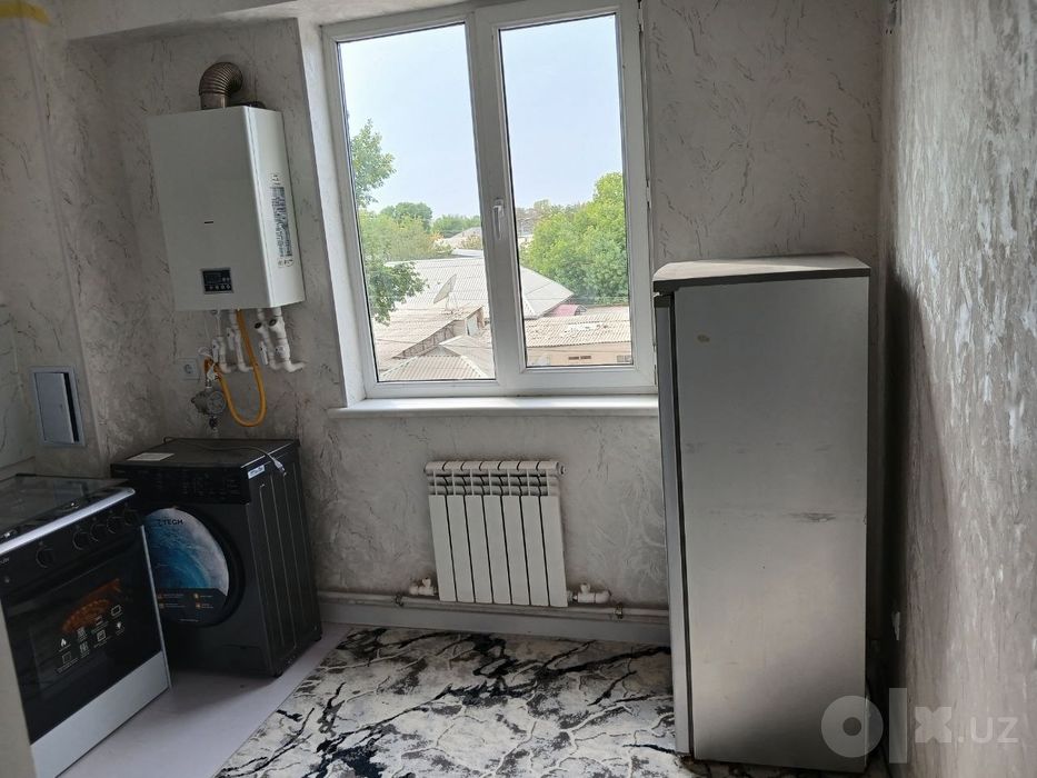 Park yonida suvon kafe qarsgisida ijaraga beriladi