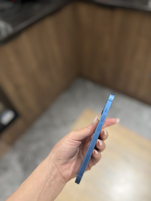 Iphone  13 128Gb без ремонта