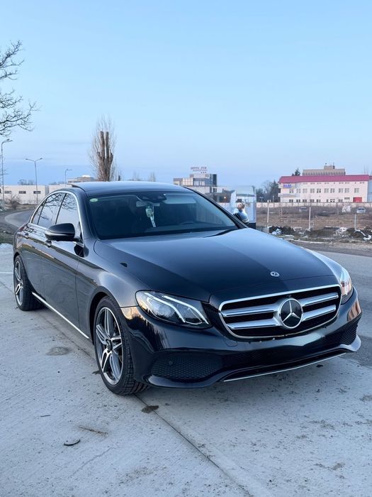 Mercedes-Benz E Mercedes E 220D, Înmatriculat