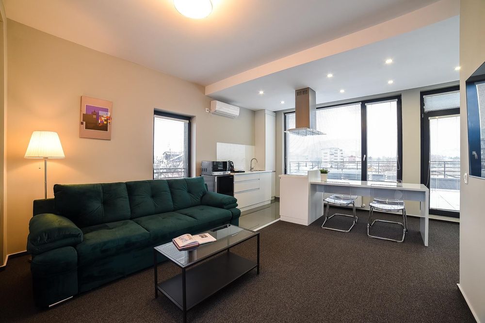 Vând imobil 7 apartamente