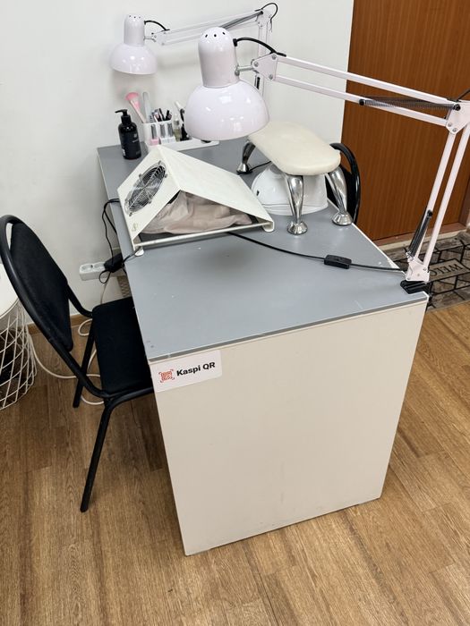 Продам стол со стульями!