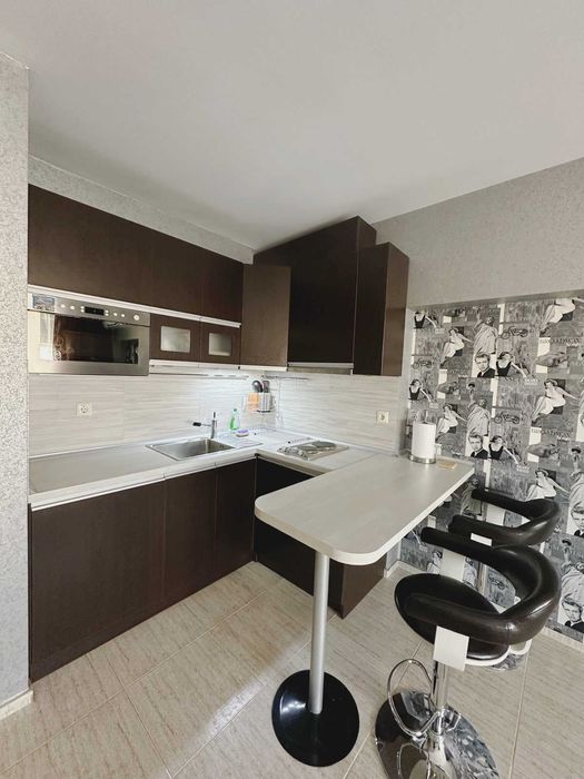 Дава се под наем Двустаен апартамент в к.к. Слънчев бряг - 60 кв.м за 306 € - Снимка #3