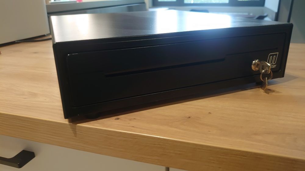 Система All in One за маркиране и настолна везна.