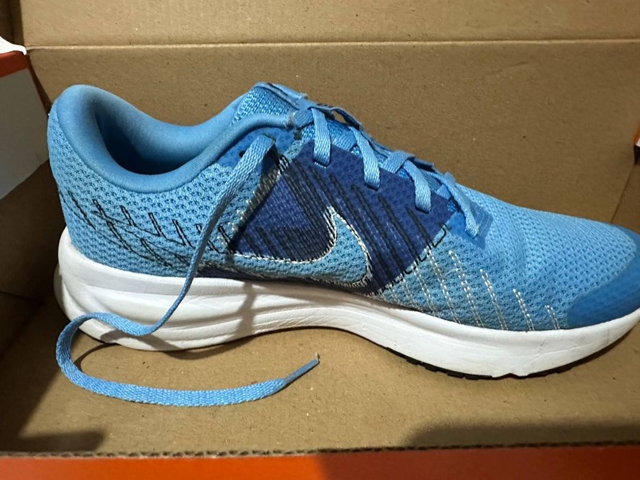 Беговые Nike Run Defy