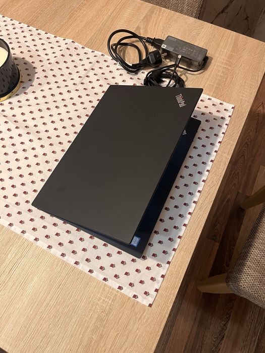 Lenovo Thinkpad t490 i5(gen8) 16gb ddr 4 , ssd.512 , touchscreen