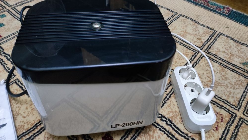 Продаётся компрессор THOMAS, Германия. Дешевле рыночной цены