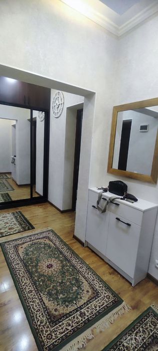Продается м. Чиланзар 3х комнатная
