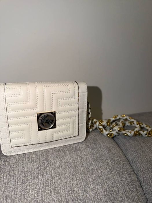 Клин Fendi колан Cucci и др