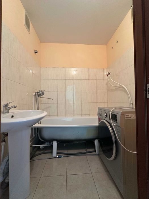 Продам 1 ком в мкр Аэропорт