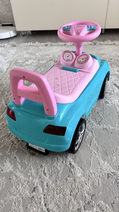 Продам детская машина толокар