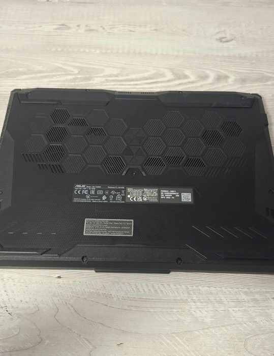 Laptop Gaming ASUS F15+Cooler HAMA