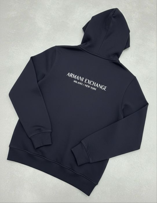 Продам Зипку Armani