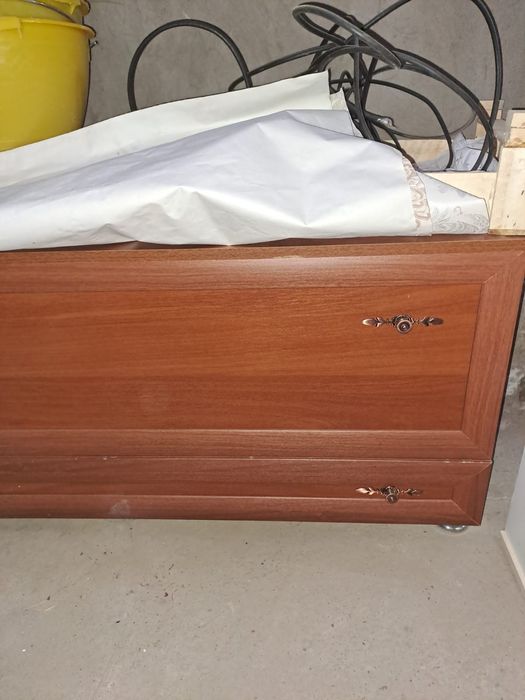 Стол новый 2в1 срочно