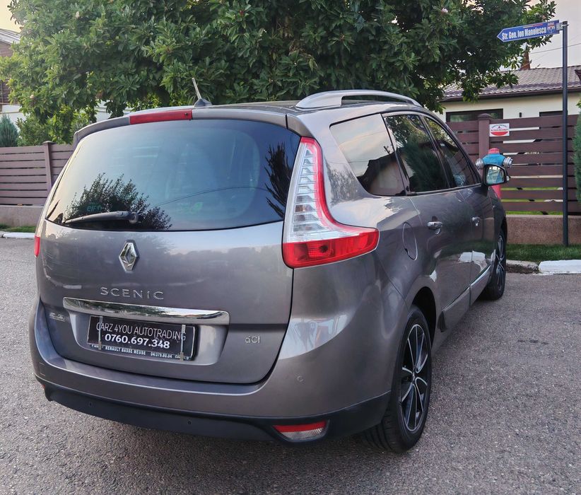 Renault Grand Scenic/1.5 dci/Bose/7 locuri/senzori parcare/navigatie