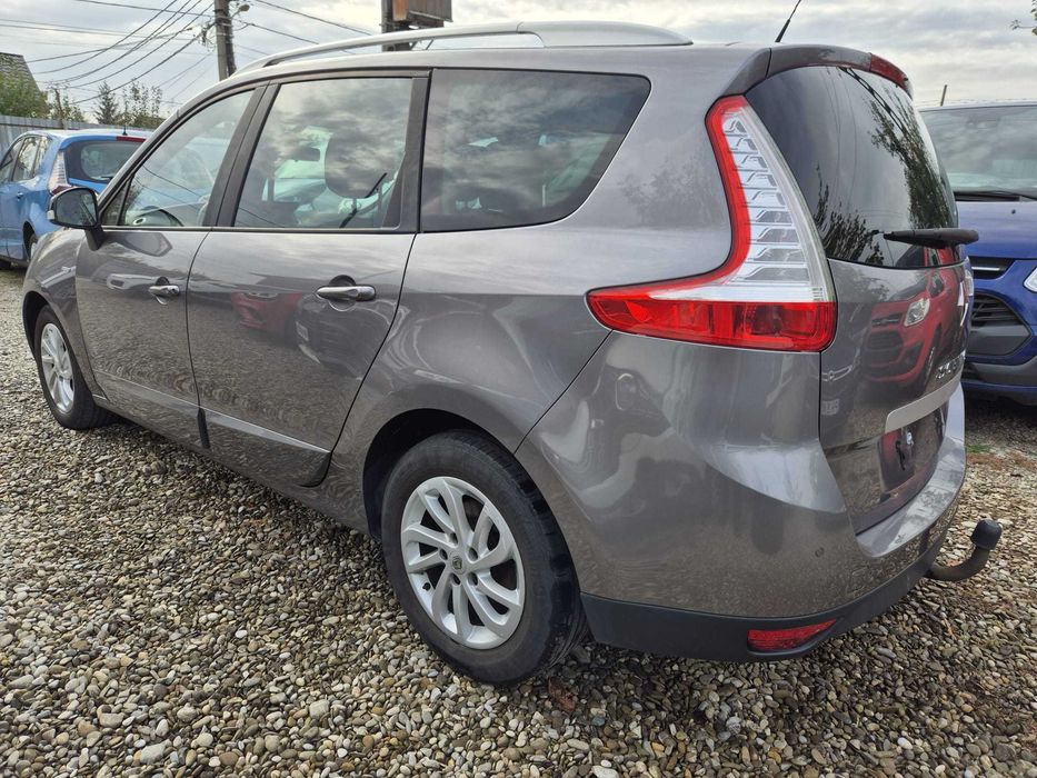 RENAULT Grand Scenic 2015 — imagine 3