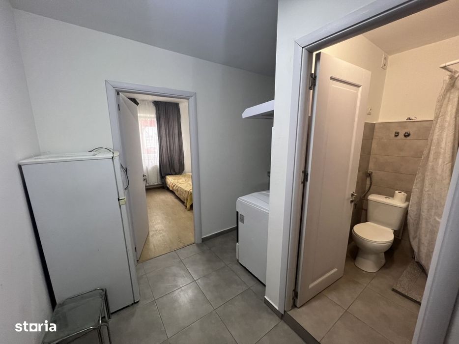 Garsoniera renovata, zona Insula
