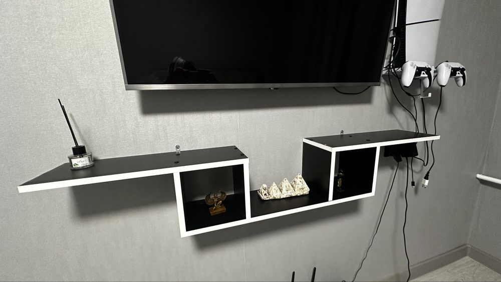 Интерьерная полка