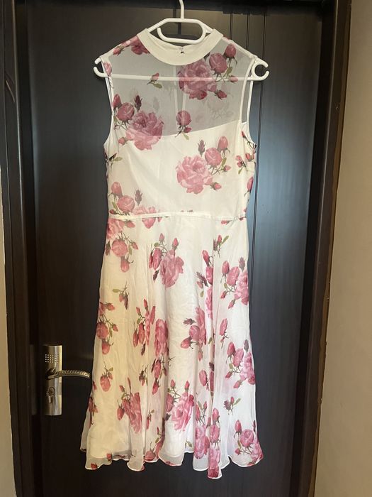 Ежедневна рокля - Hobbs