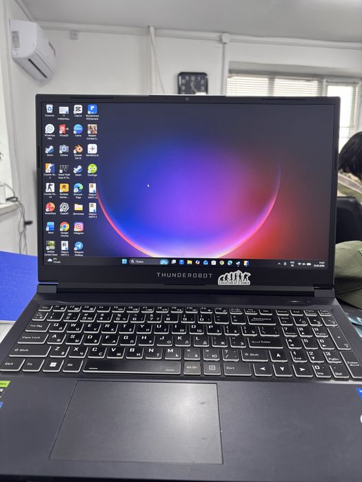 Ноутбук для игр Thunderobot