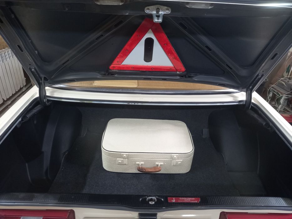 Мерседес 123,в отличном состоянии