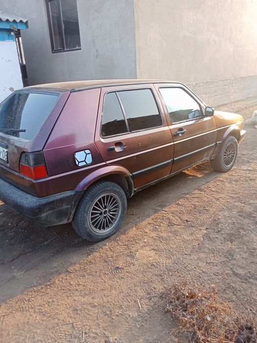 Продаю автомашину Golf