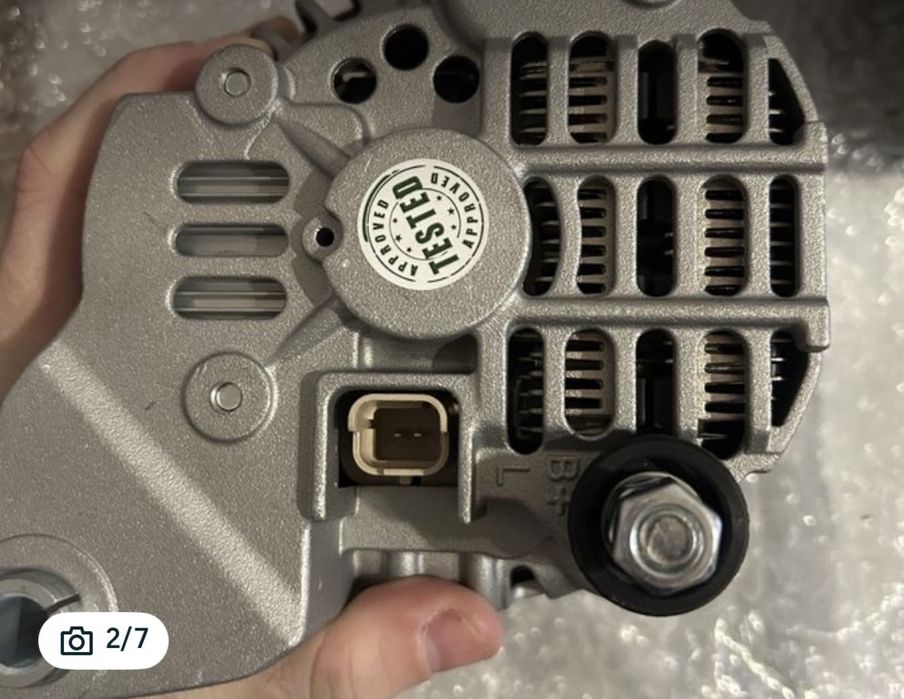 Алтернатор Дачия Логан 1.6 бензин 2011г