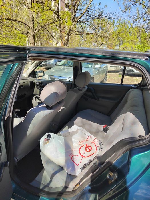 Фолксваген Поло 1.0 бензин - 900евро