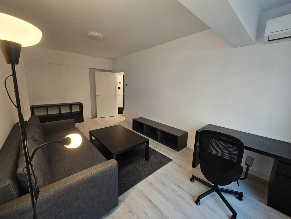 Apartament 2 camere de inchiriat. Moon Reflexes