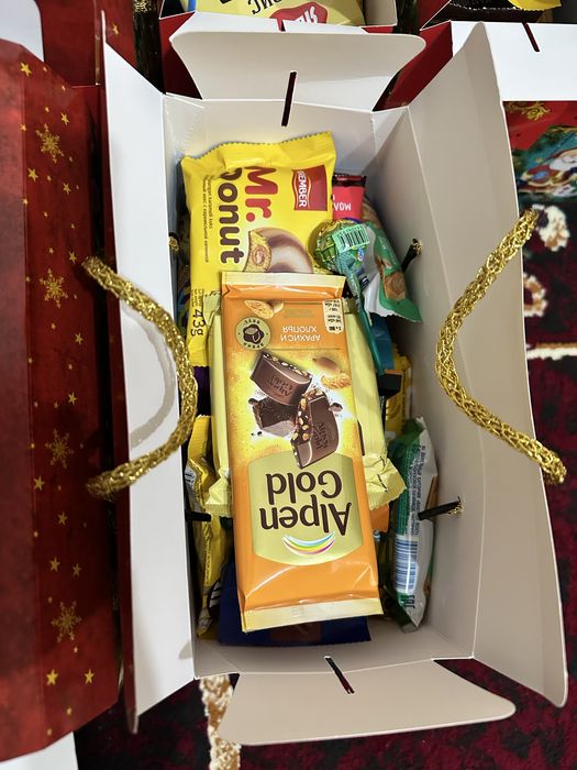 Сладкие Подарочные Наборы к Новому Году! Yangi yil uchun shirin sovg'a