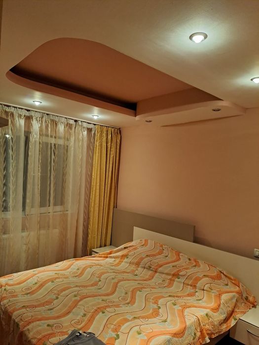 Vând apartament cu 2camere