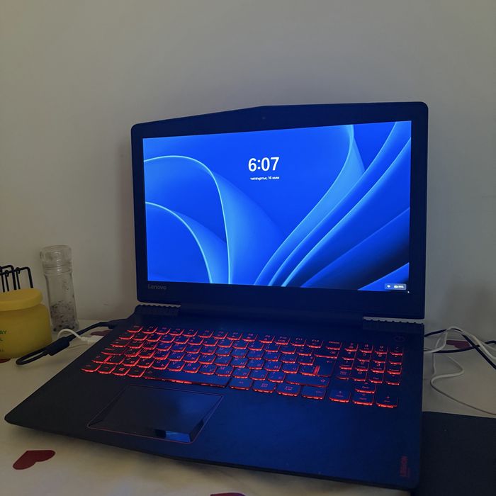 Геймърски лаптоп Lenovo Legion Y520 GTX 1060 6GB i7 7700HQ 16 Ram