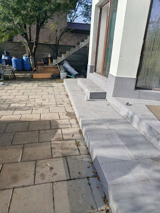 Zugravi instalatori termici ,electric,sanitar