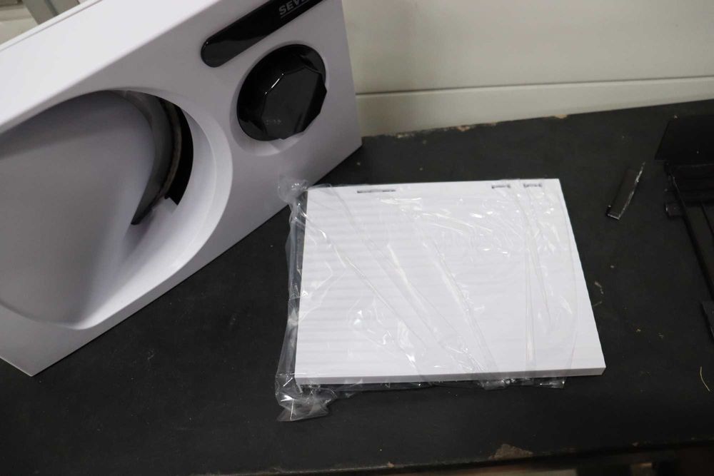 SEVERIN AS 3912 Компактна универсална машина за рязане, лек ДЕФЕКТ