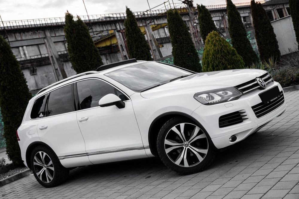 VW Touareg 2012 Diesel 3.0 Panoramic Piele