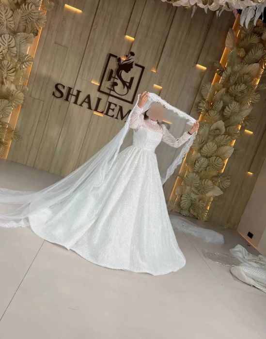 Свадебное платье