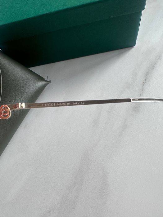 Розови очила Guccii