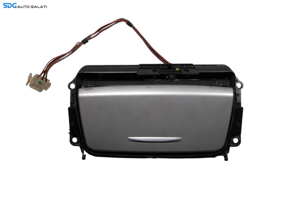 Scrumiera BMW Seria 1 E81 E87 2004 - 2011 Cod 7078571 7129555 E8X51167078571 E9X51167129555 [N0980]