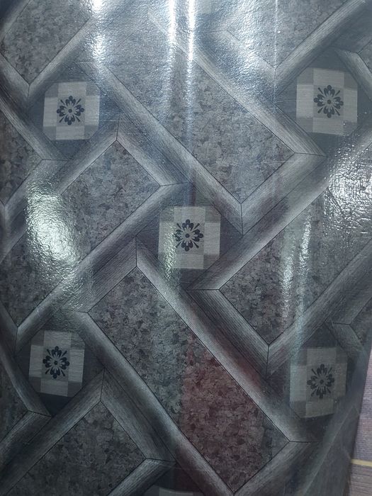 Linoleum 1,2 gros, 1,m lat-20m lung nou.