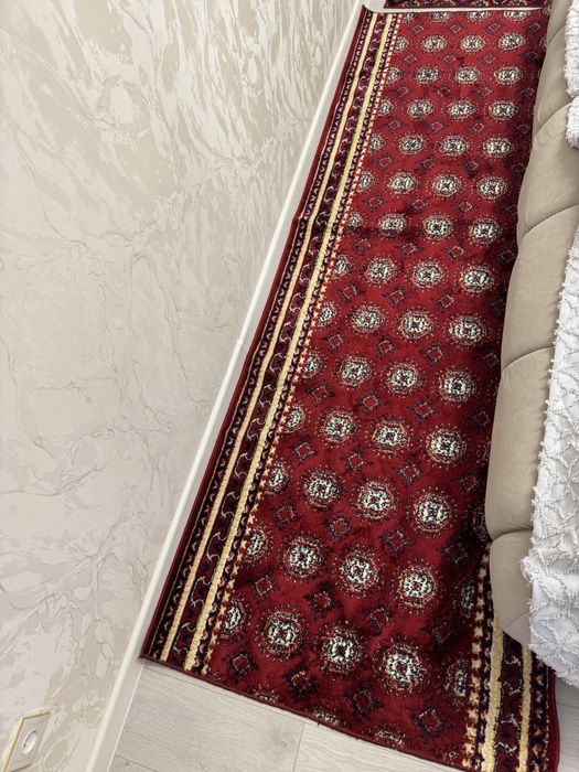 Продам ковер в хорошем состоянии