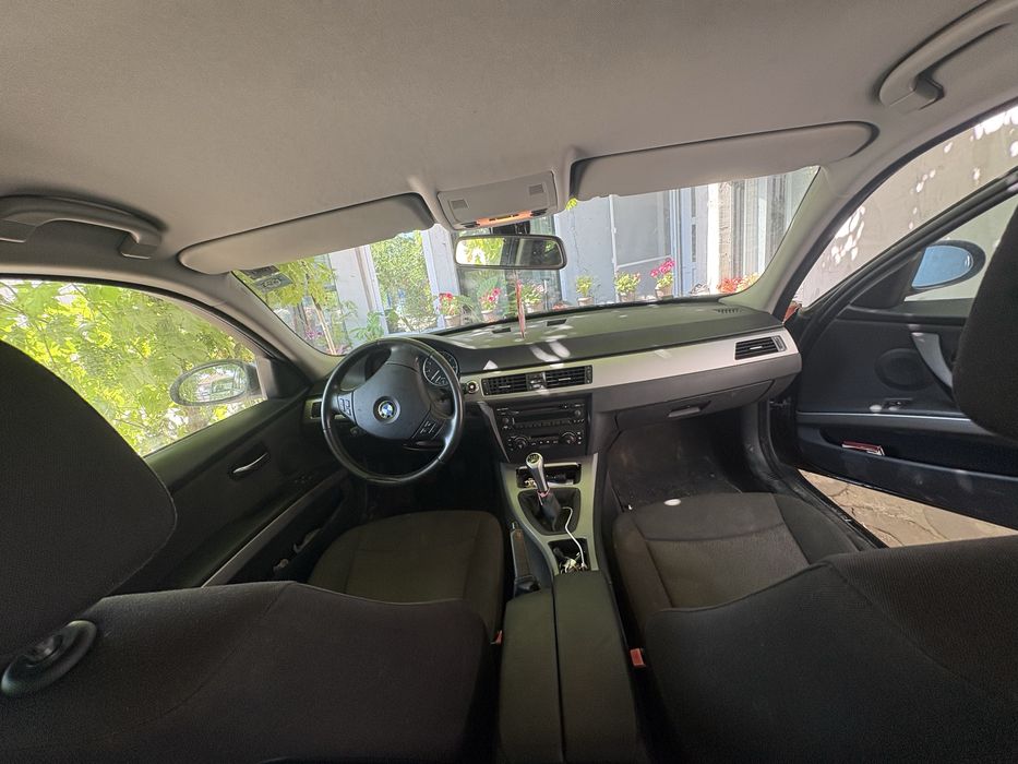 Vand bmw anul 2005