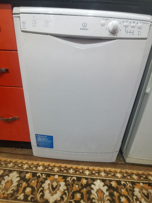 Продам indesit посудомойку на разбор