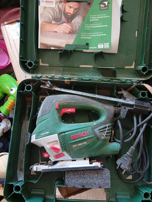 Ferăstrău vertical final Bosch - PST 1000 PEL.Si 2 seturi lame Bosch.Oferta.