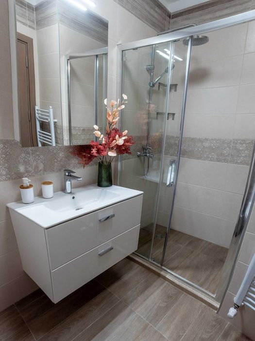 Дава се под наем Двустаен апартамент в София, Кръстова вада - 62 кв.м за 800 € - Снимка #3