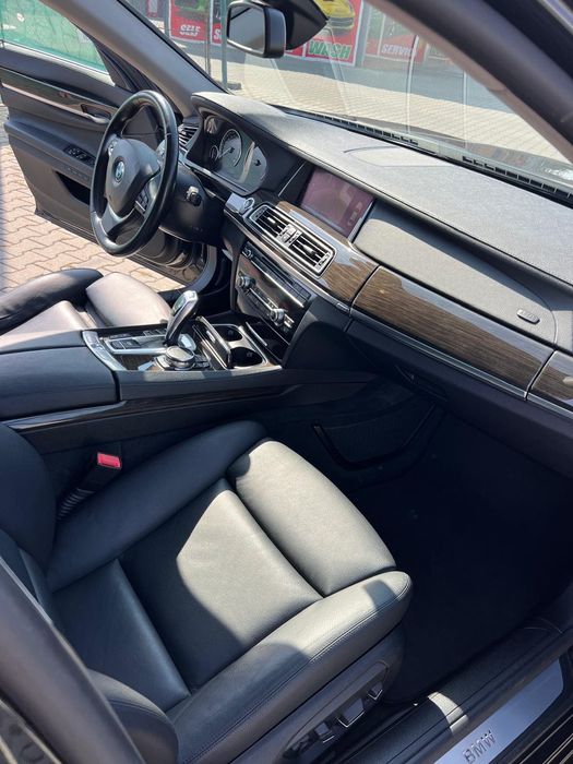 Vând BMW 730xdrive..!