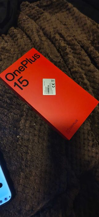 OnePlus 15 12+12 256 Ram